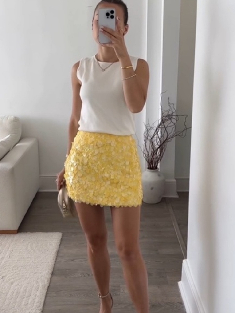 New Zara Sequinned High Waist Yellow Short Mini Skirt 3920/221/300 Medium NWT - Picture 4 of 7